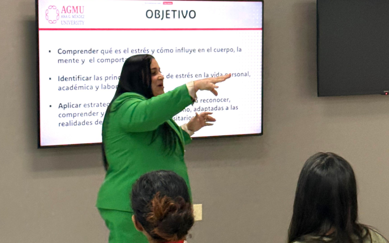 Profesora habla sobre manejo de stress