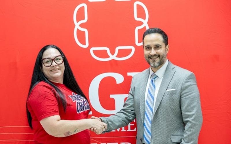 representantes de AGMU y Aguilar - representatives from AGMU and Aguilar