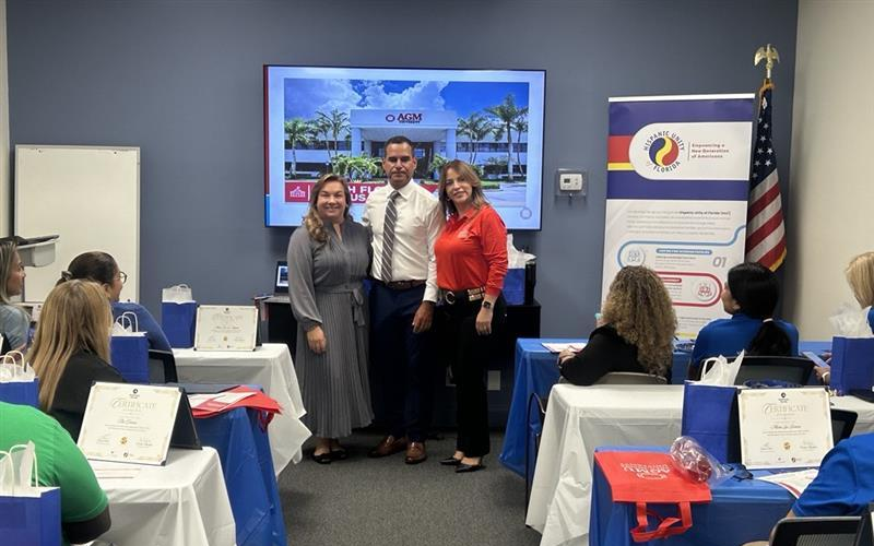 Representante de South Florida Campus en actividad de Unity